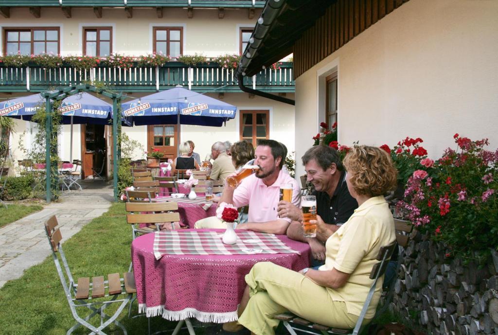 Landgasthof Zum Kirchenwirt Kellberg  外观 照片
